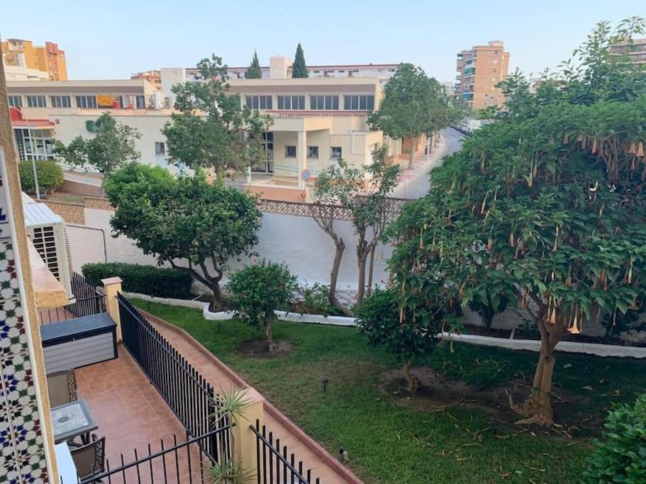 Apartamento Apartamento En Carihuela Torremolinos Exterior foto